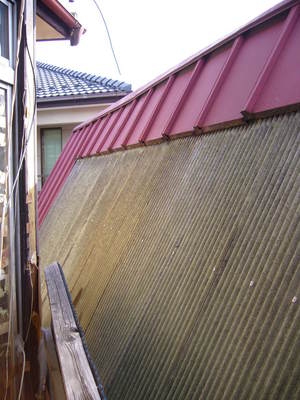 絹織物の町、歴史ある桐生＜ノコギリ屋根の工場の解体準備＞Part1