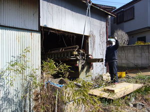 ノコギリ屋根工場から大型機械搬出2.26 Part2