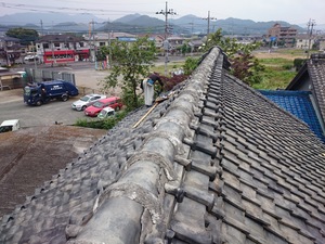 蔵の屋根瓦修理